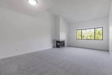 Main picture of 4681 Albany Cir