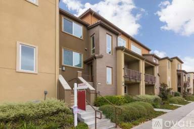 Main picture of 1336 N Capitol Ave