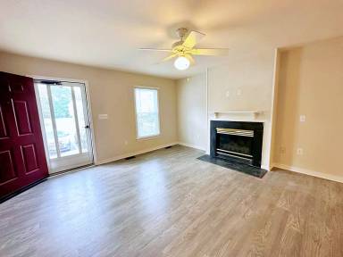 Main picture of 7059 Pine Orchard Ct