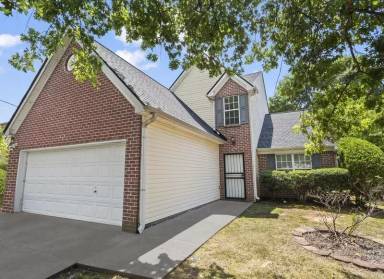 Main picture of 7009 Mahonia Pl