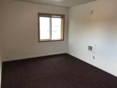 Main picture of 210 Main St SW