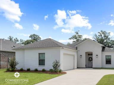 Main picture of 30010 Sanctuary Blvd