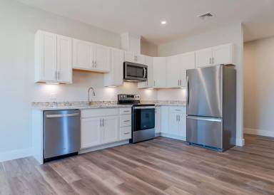 Main picture of 18 Sullivan St