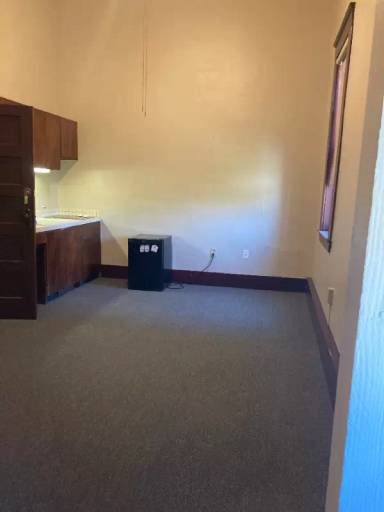Main picture of 309 Heinlen St