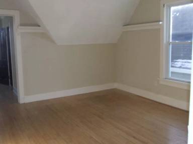 Main picture of 3435 N Holton St