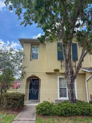 Main picture of 10840 Johanna Ave