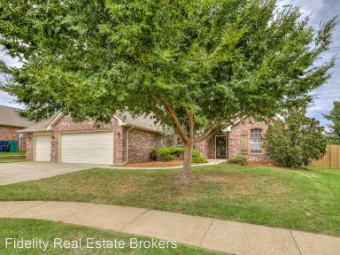 Main picture of 4305 NW 164th Ter