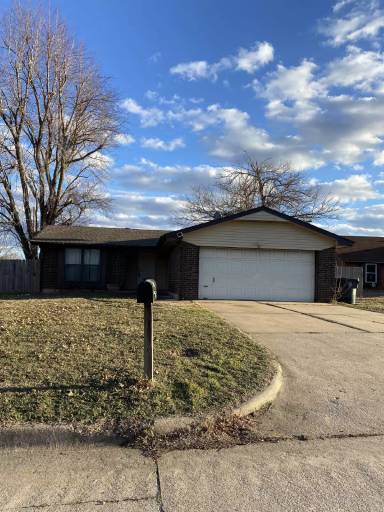 Main picture of 216 Shadybrook Pl