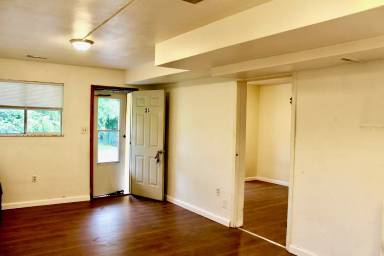 Main picture of 1120 Main Street - 23