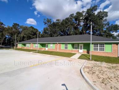 Main picture of 210 Peter King Rd