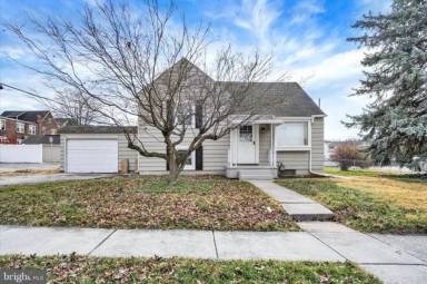 Main picture of 720 Elm Ter