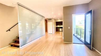 Main picture of 5809 Doyle St