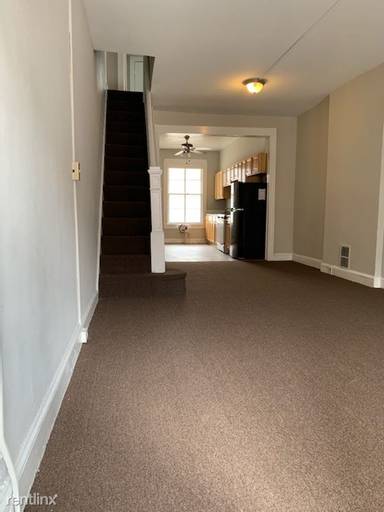 Main picture of 409 N Streeper St