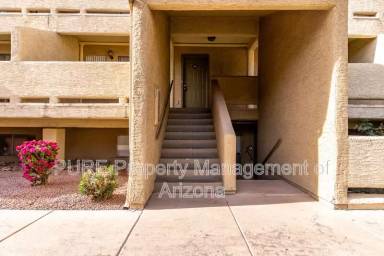 Main picture of Dobson Bay Club Condominiums