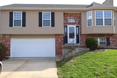 Main picture of 662 Ballantrae Dr