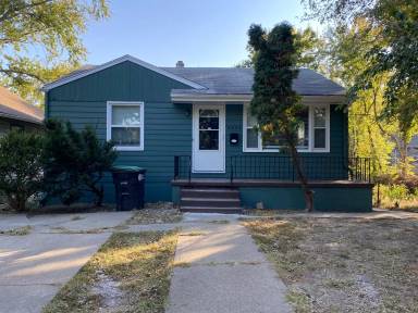 Main picture of 4443 Sprague St