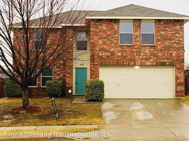 Main picture of 6409 Meadow Way Ln