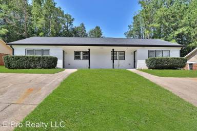 Main picture of 1770 Southgate Ln SE