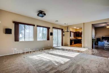 Main picture of 2719 E Donner Dr