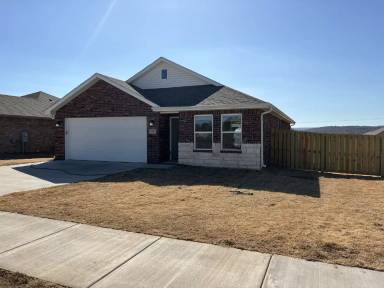 Main picture of 271 Keaton St