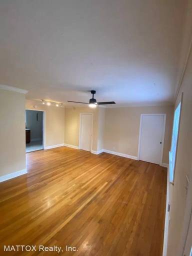 Main picture of 606 E Park Ave