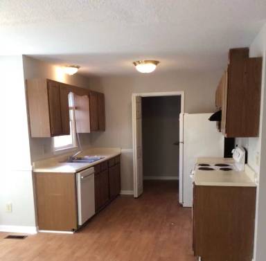 Main picture of 5412 Walton Hill Rd