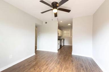Main picture of 891 North Ave NW