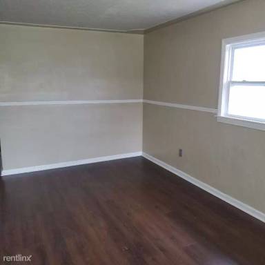 Main picture of 3042 Denver Ave
