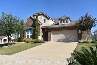 Main picture of 6103 Tanzanite Dr