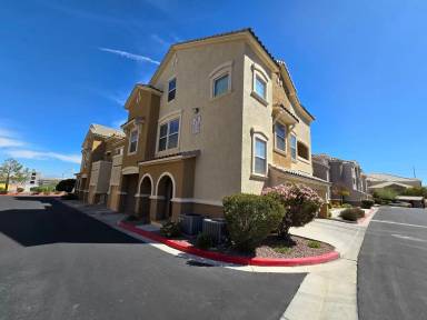 Main picture of Esplanade Apartments