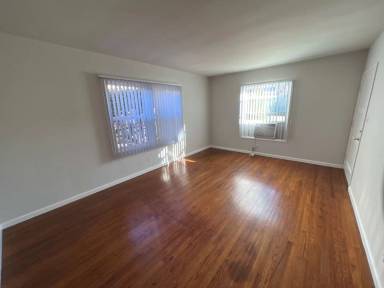 Main picture of 4123 Ocean View Blvd