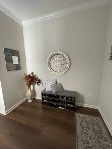Main picture of 144 Highland Park Ct