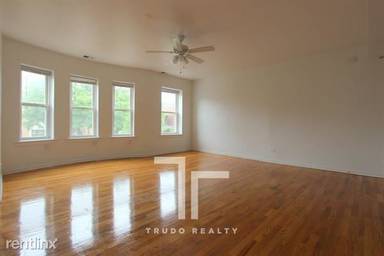 Main picture of 4501-4515 N Malden St