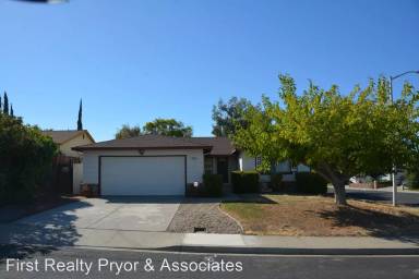 Main picture of 2219 Navarro Ct