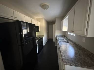 Main picture of 104 Live Oak Dr