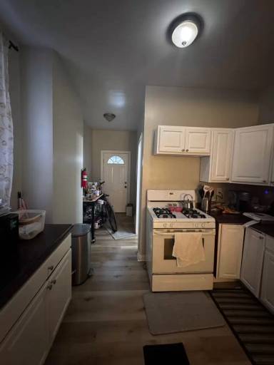 Main picture of 3232 Ward St