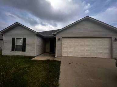 Main picture of 3888 Turfway Dr