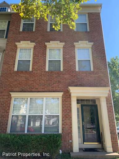 Main picture of 43559 Mink Meadows St