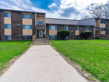 Main picture of 6480 Evergreen Ave
