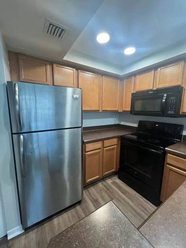 Main picture of 718 Executive Center Dr