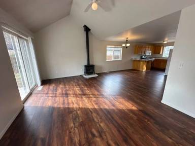 Main picture of 20727 Town Dr