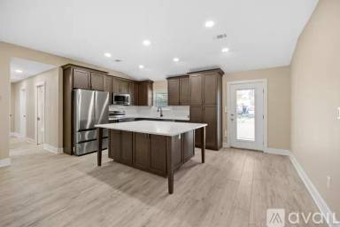 Main picture of 1351 Sanibel Ln