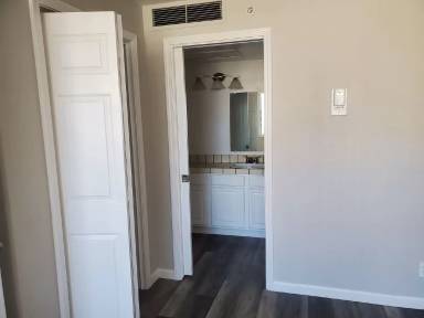 Main picture of West Street Flats