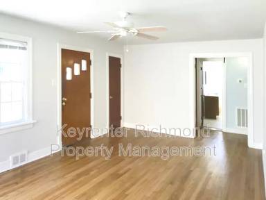 Main picture of 7418 Wentworth Ave