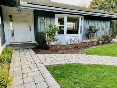 Main picture of 13242 Sussex Pl
