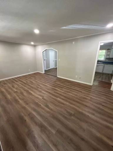Main picture of 5402 Arrow Ave