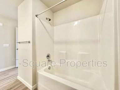 Main picture of Hamptons At Mill Creek Apartments