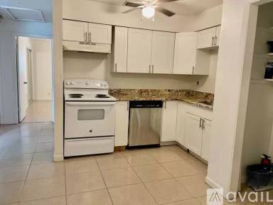 Main picture of 1740 Scott St