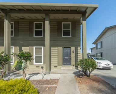 Main picture of 716 Hollenbeck Ave