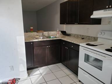 Main picture of 15633 Avalon Ave
